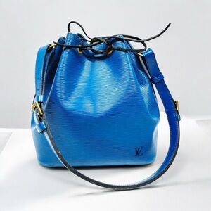 Louis Vuitton Epi Noe Petit Leather Bucket Bag